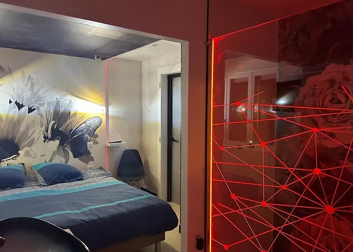 Butterfly By Joyca D'hote 3* إبينال